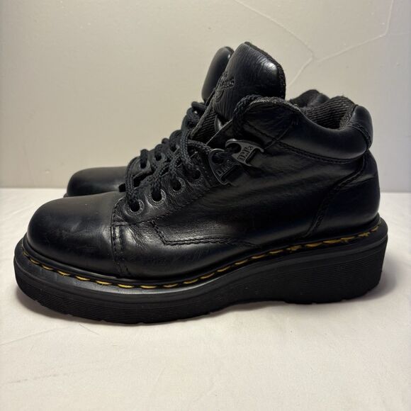 Vintage Dr. Martens Black‎ Leather Y2K Chunky Air Walk  Boot 9357  Women SZ 6 - Picture 1 of 14